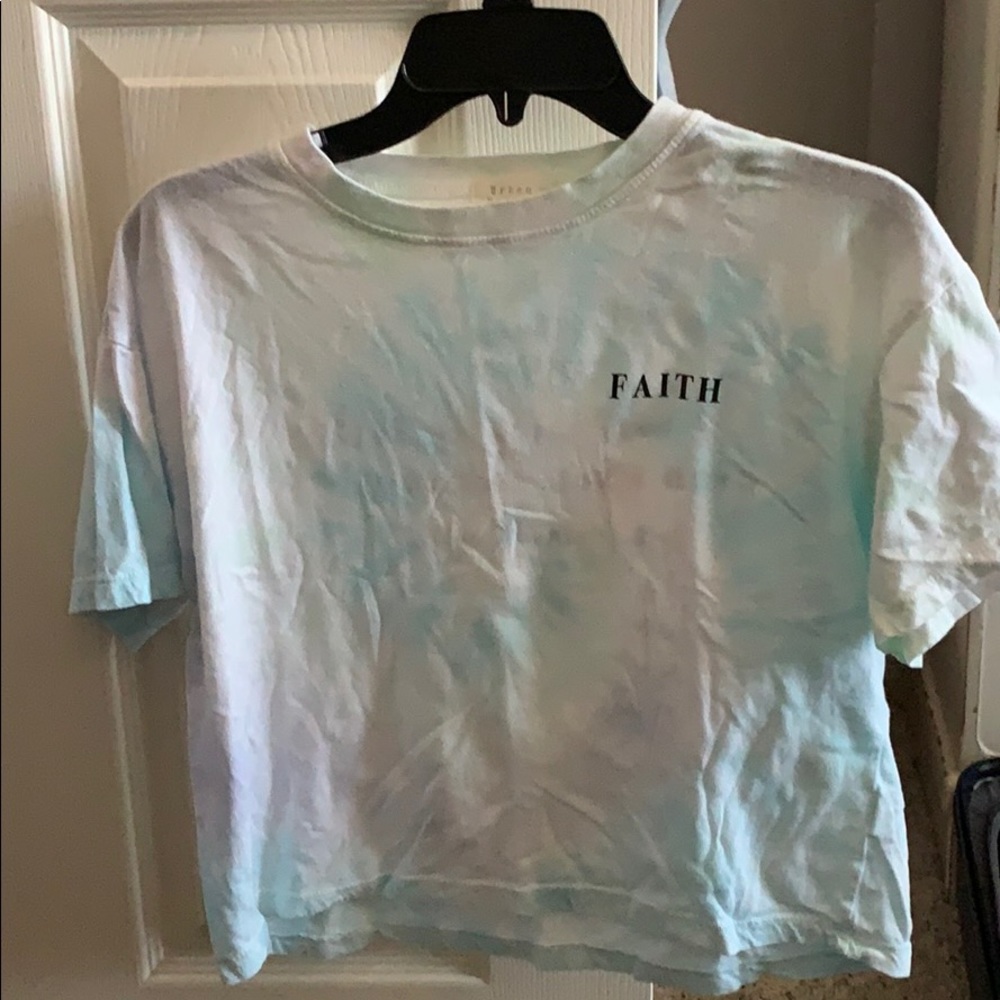 Crop t-shirt!